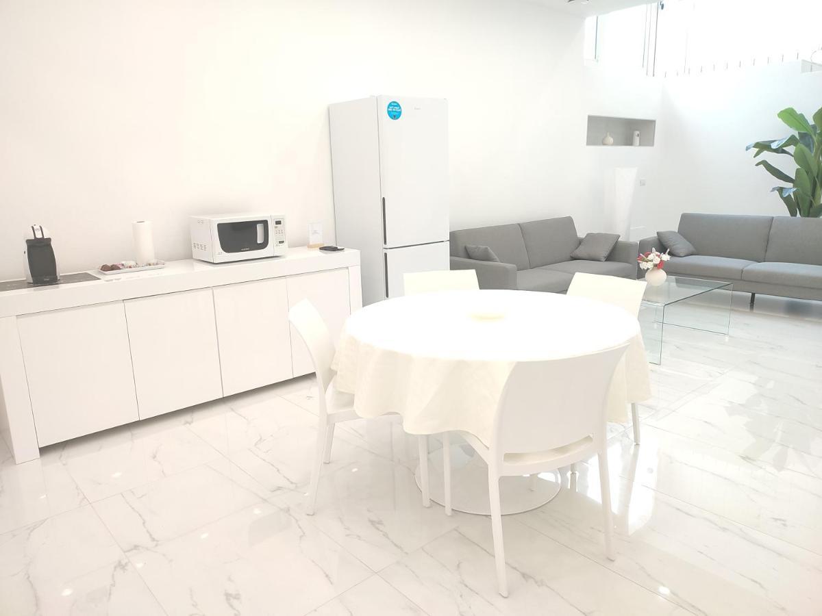 Elegant Basement Suite 오로세 외부 사진
